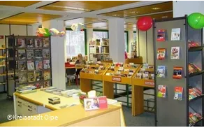Innenansicht Stadtbücherei.jpg