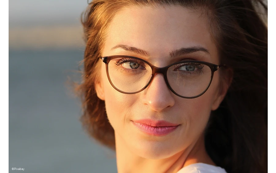 glasses-4071873_1280.jpg