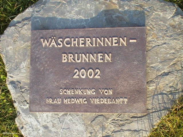 Wäscherinnen-Brunnen.jpg