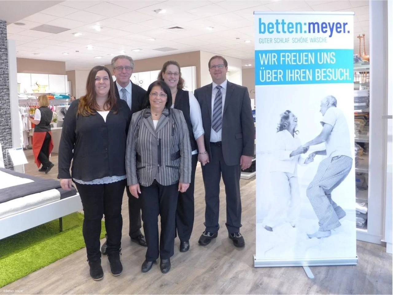 Betten Meyer_Team.jpg Betten Meyer_Team.jpg